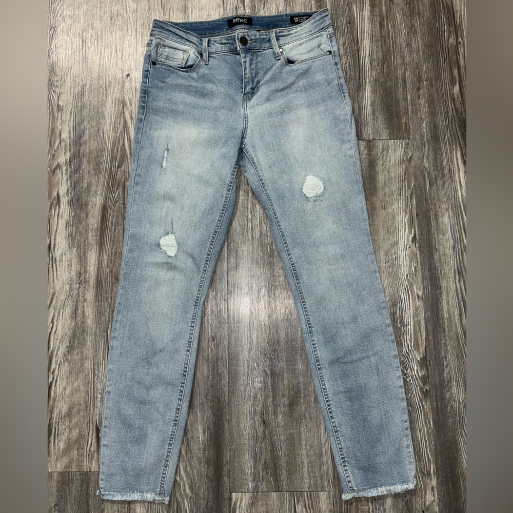 DONATING SOON🌼3/$10 Buffalo David Bitton “Jess” Mid-Rise Skinny Jeans